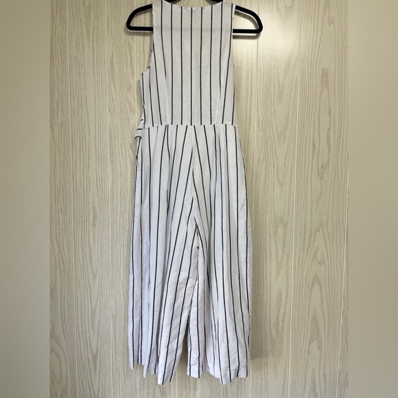 BananaRepublic Linen Jumpsuit Black&White Stripes Belted Crops Romper Size 2 - Picture 5 of 5